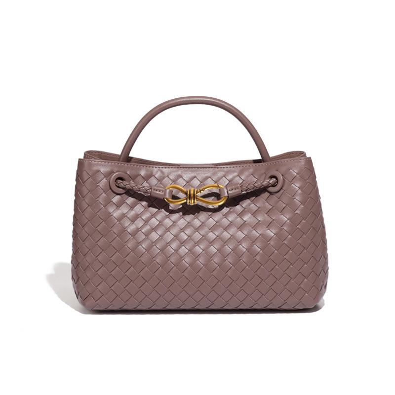 The One With A Golden Ribbon - Cafe au Lait