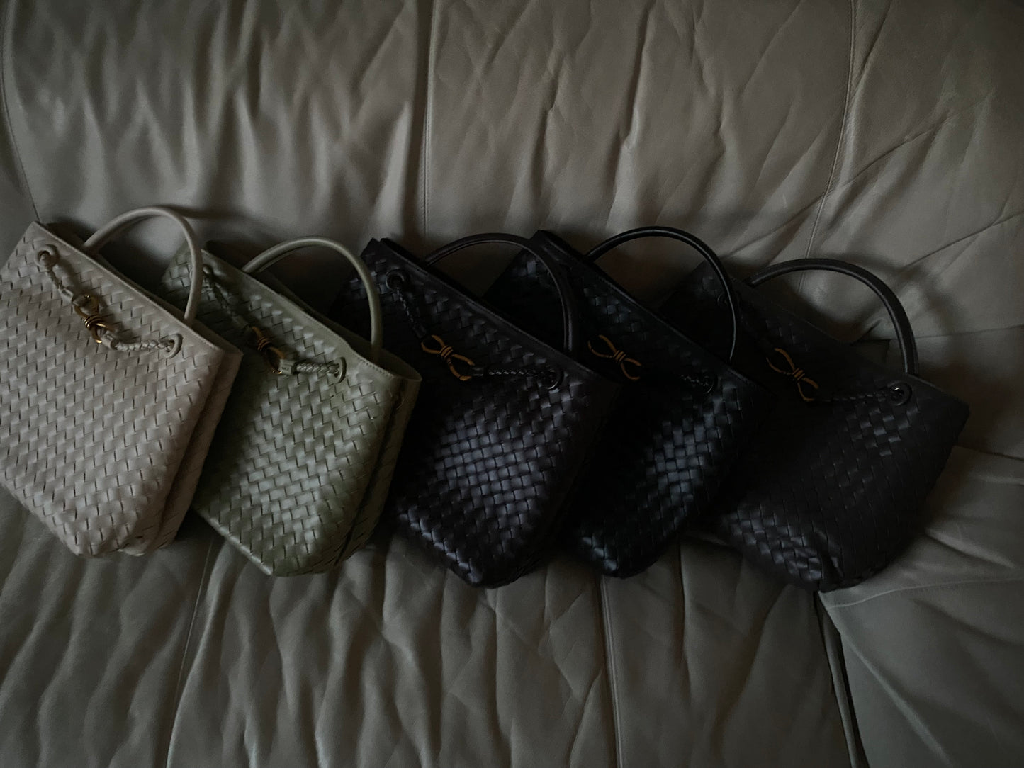 The One With A Golden Ribbon - Size L