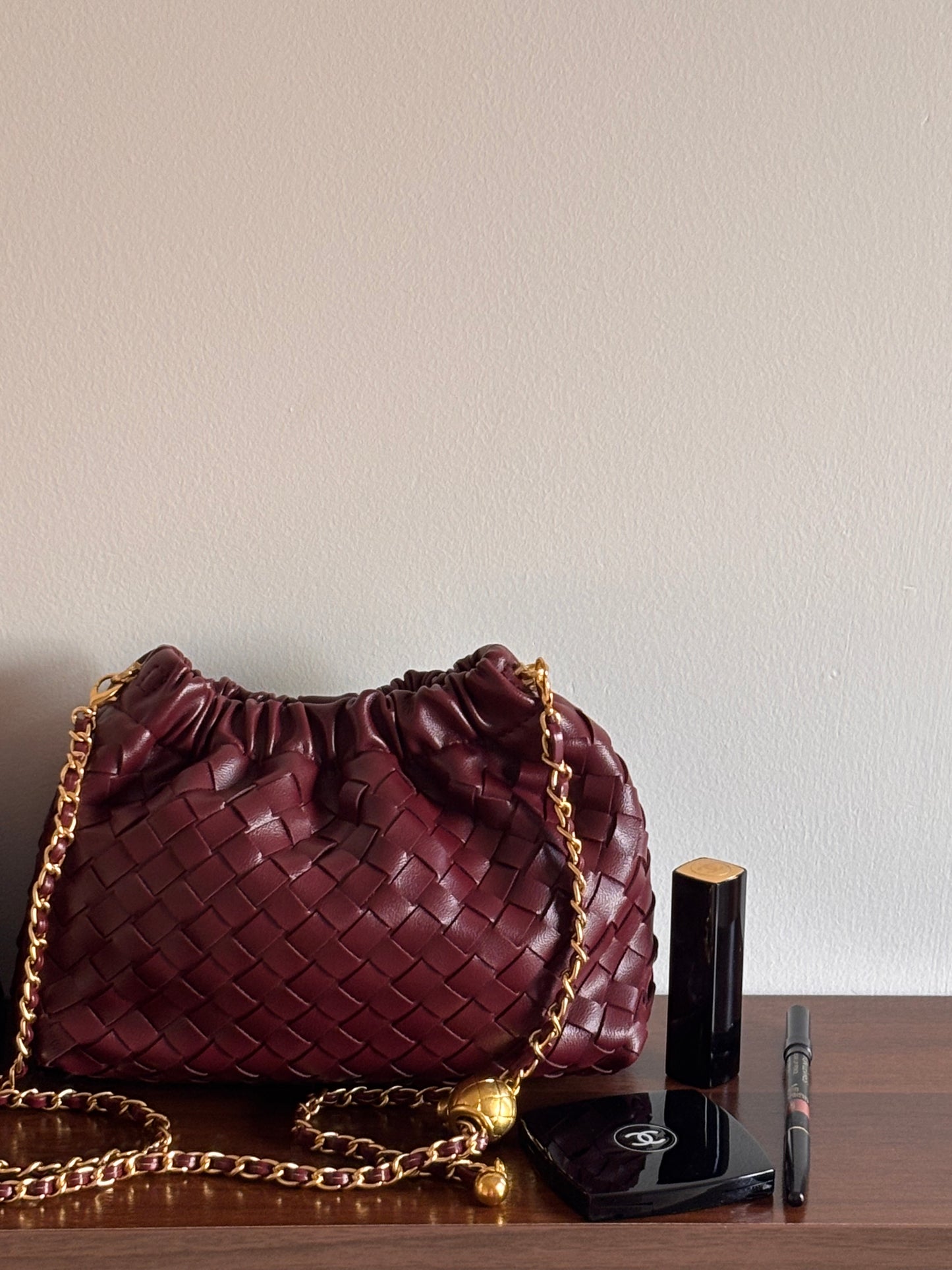 The Bucket Re-edition