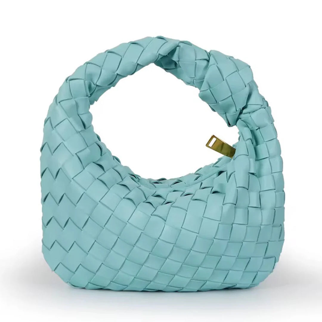 The One With A Knot - Summer Edition