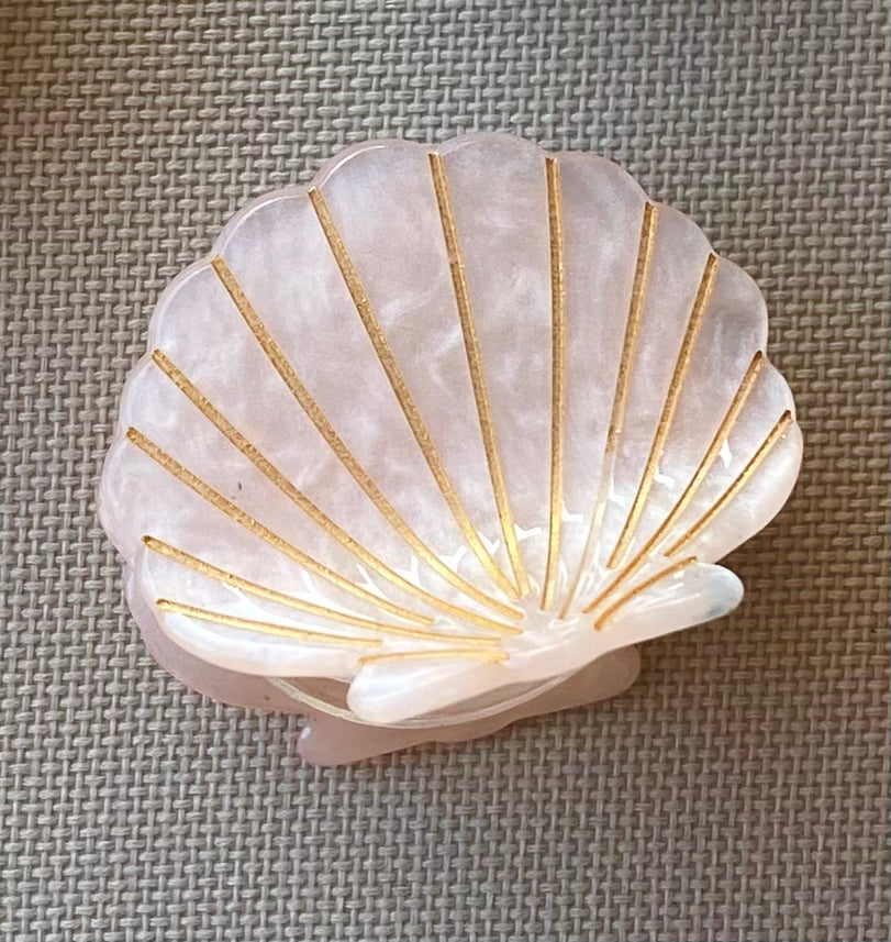 Shell Hair Clip